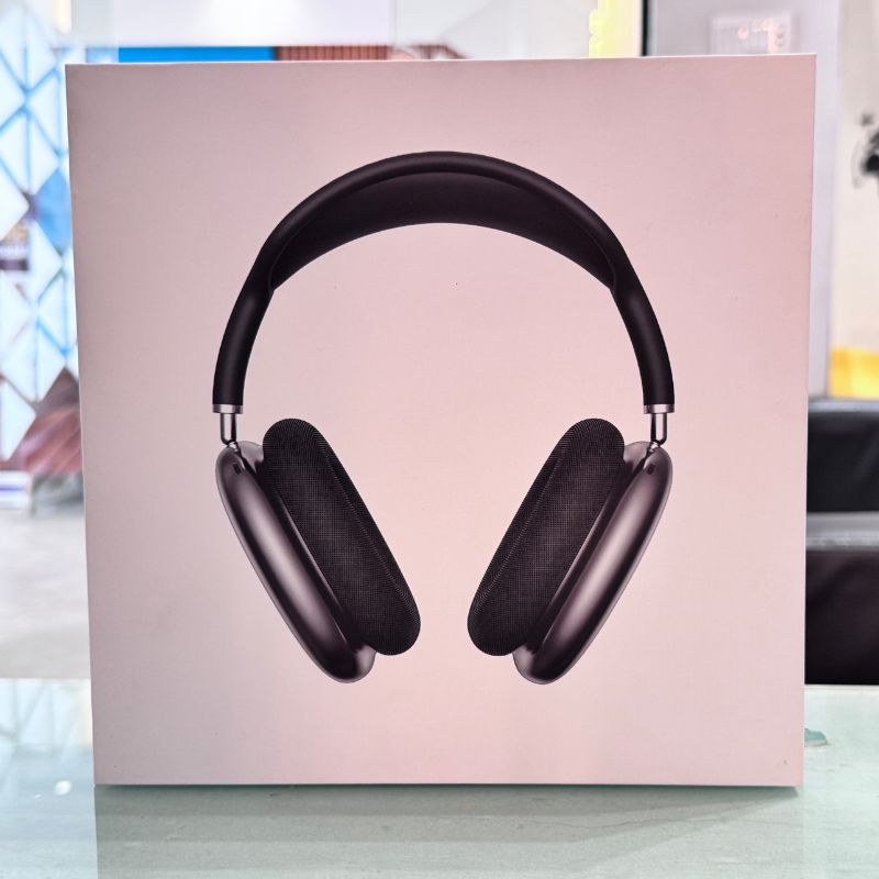 AirPods Max – Premium Wireless Over-Ear Headphones with Active Noise Cancelling & Spatial Audio