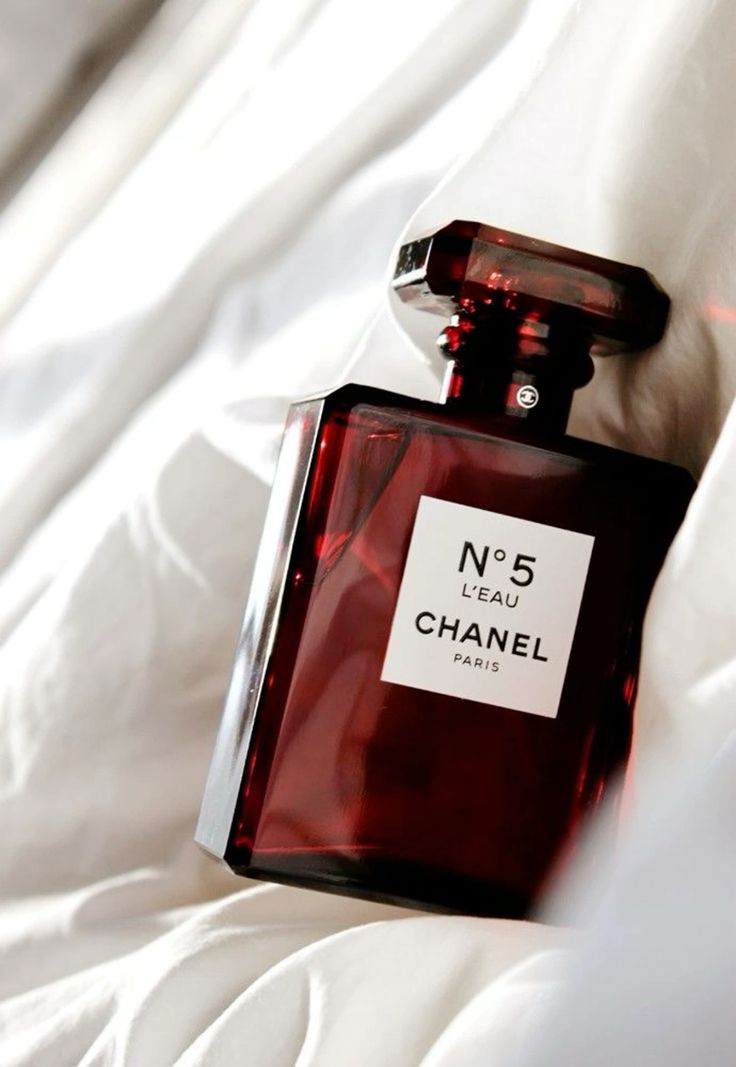 Chanel N°5 Red Limited Edition Eau de Parfum – 100ml